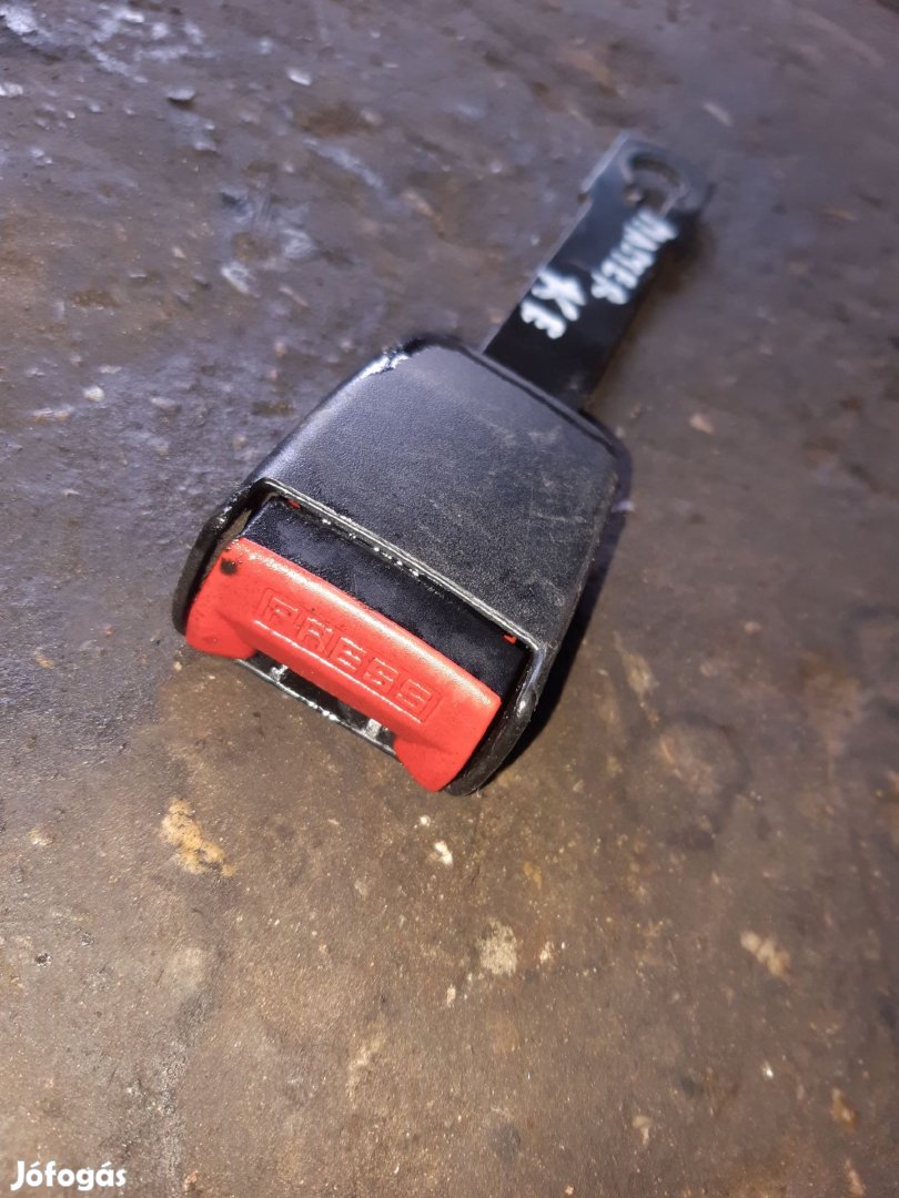 Renault Master 03-10 Első Középső Biztonsági Öv Csatlakozó