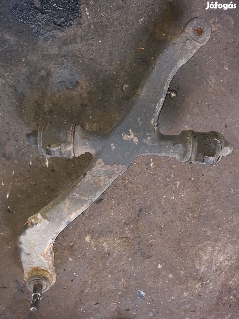 Renault Master 03-10 Jobb Első Felső Lengőkar