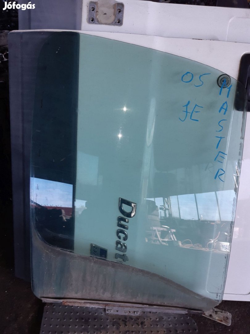 Renault Master 03-10 Jobb Első Lejáró Ablaküveg