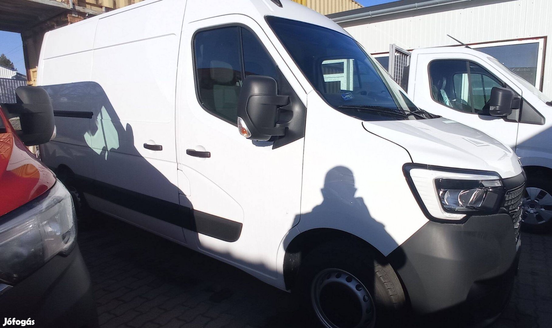 Renault Master 2.0 dCi 150 L2H2 Készleten lévő, szalon autó, bérelhető