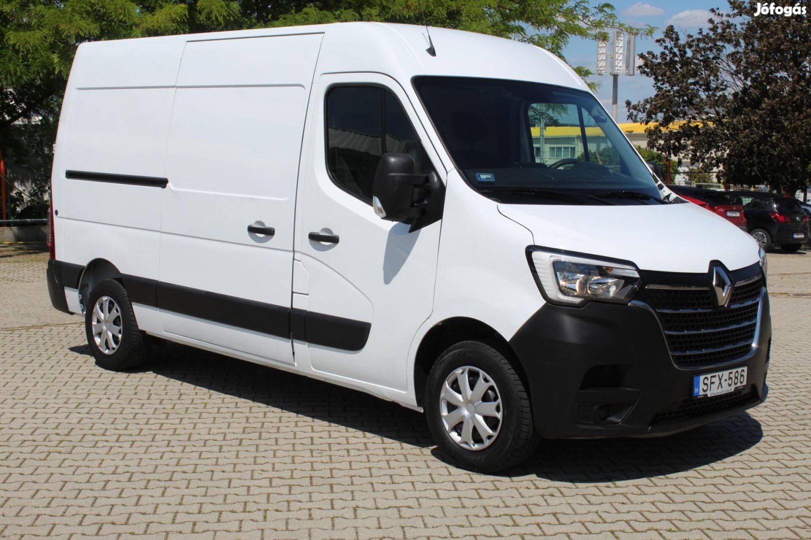 Renault Master 2.3 dCi 135 L2H2 3,3t Business 1...