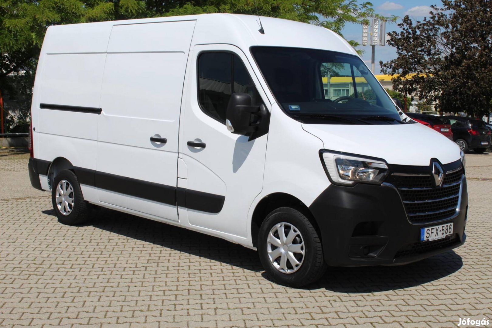 Renault Master 2.3 dCi 135 L2H2 3,3t Business 1...