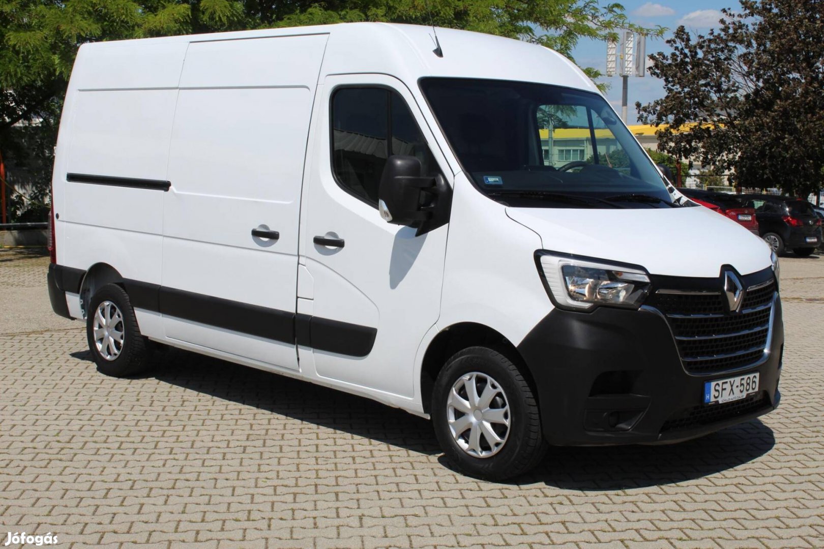 Renault Master 2.3 dCi 135 L2H2 3,3t Business 1...