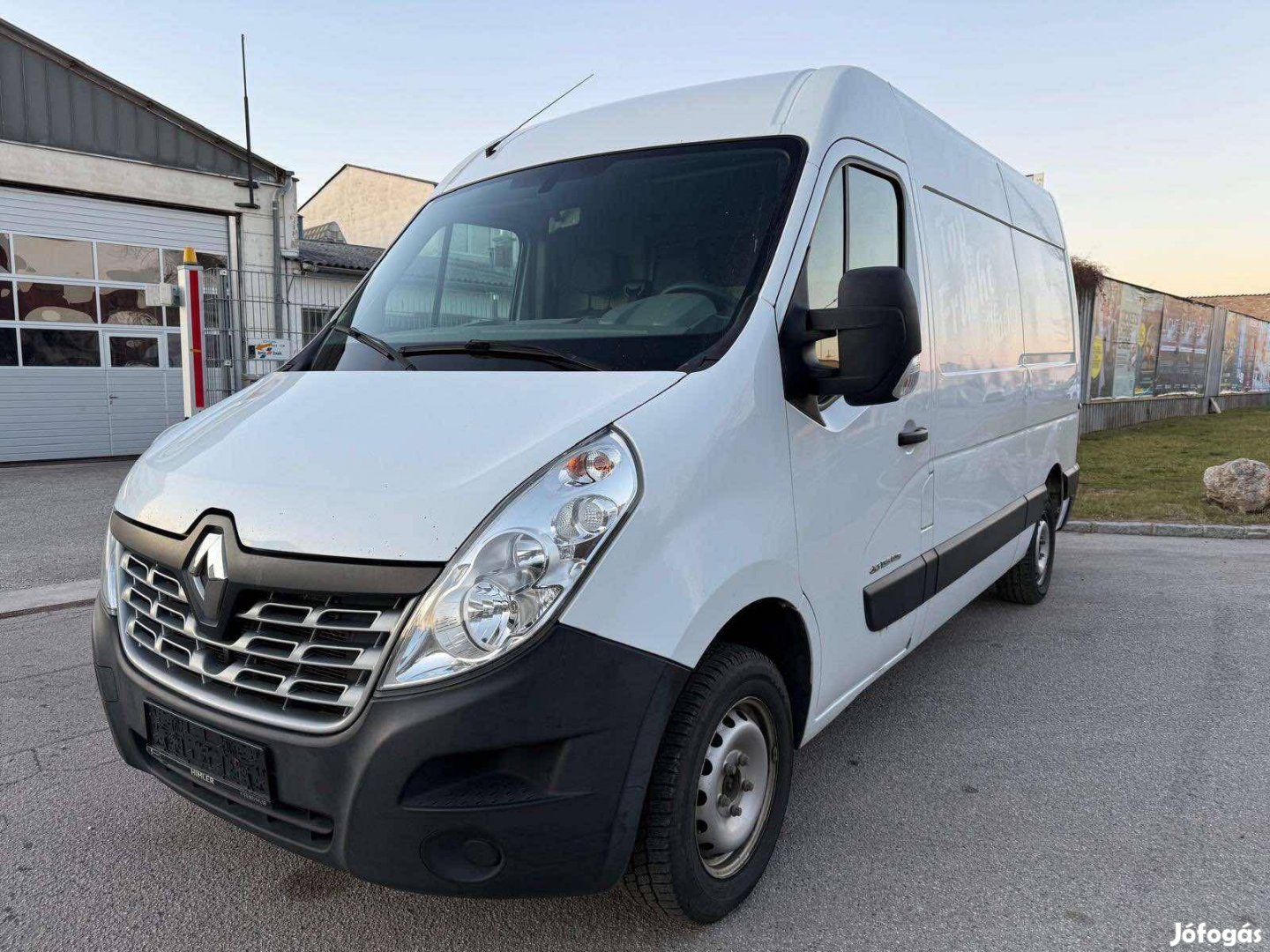 Renault Master 2.3 dCi 135 L2H2 3,3t Pack Comfo...