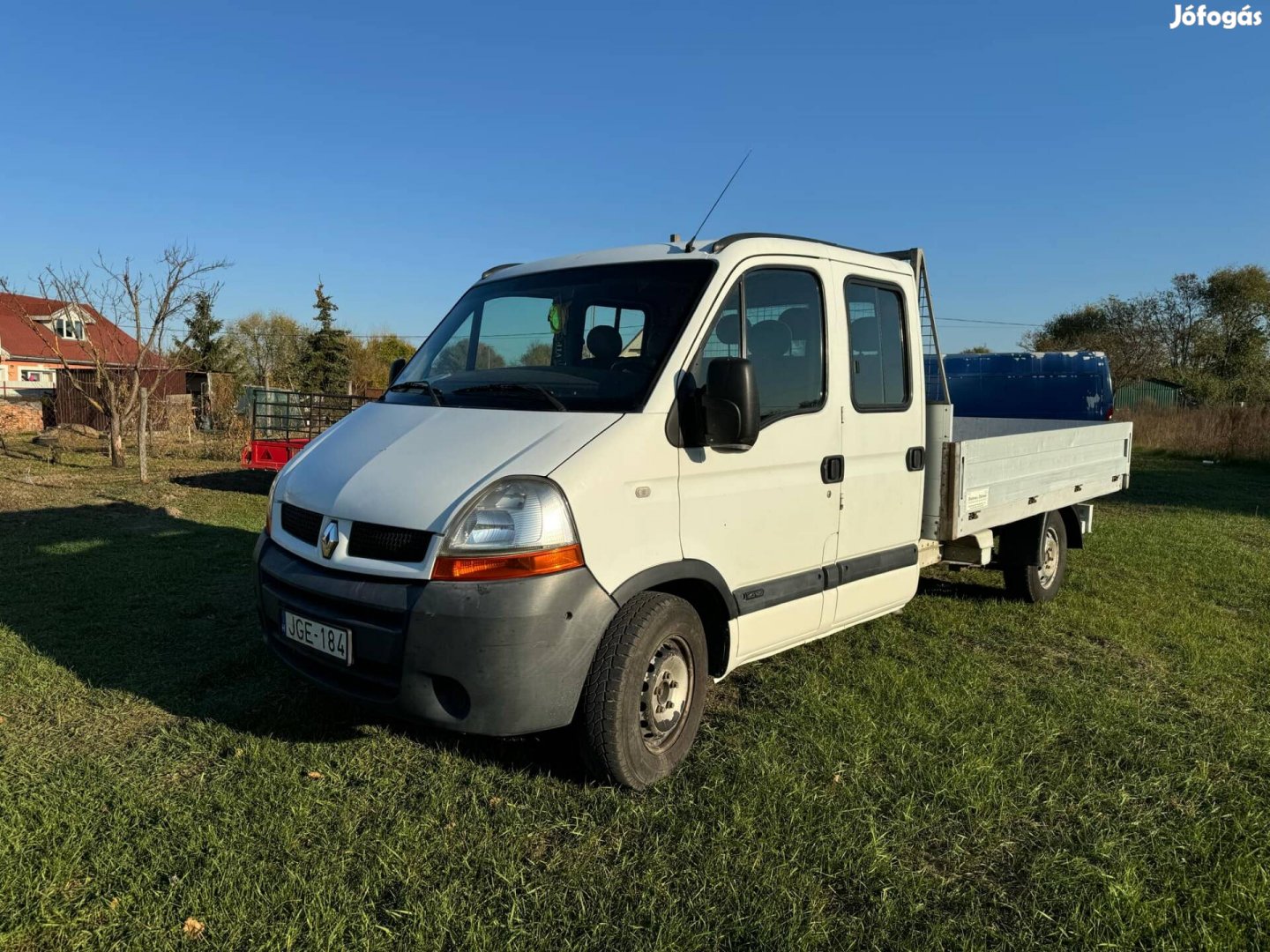 Renault Master 2.5dci Nagy Aluplató, 7 személyes