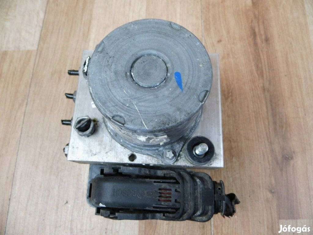 Renault Master ABS kocka 476607708R