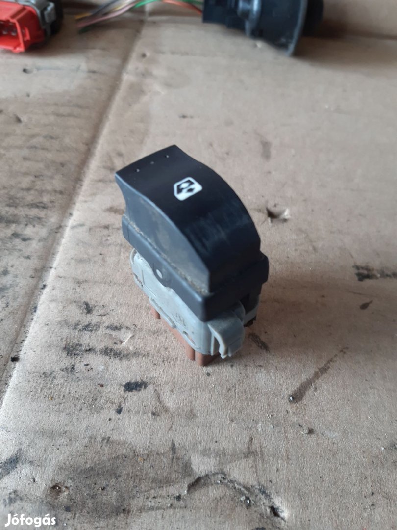 Renault Master Ablakemelő Kapcsoló