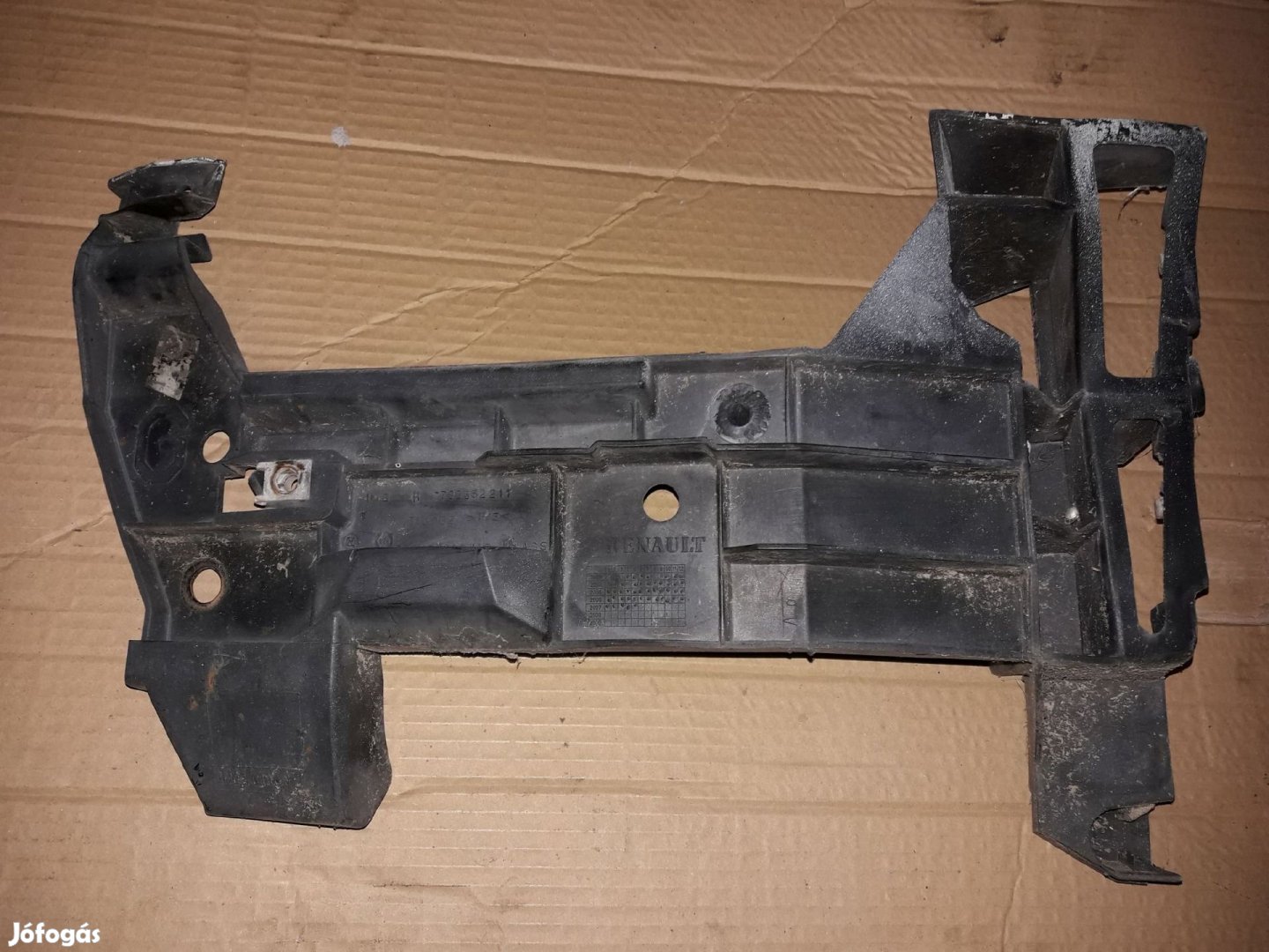 Renault Master Bal Hátsó Lökhárító Tartó