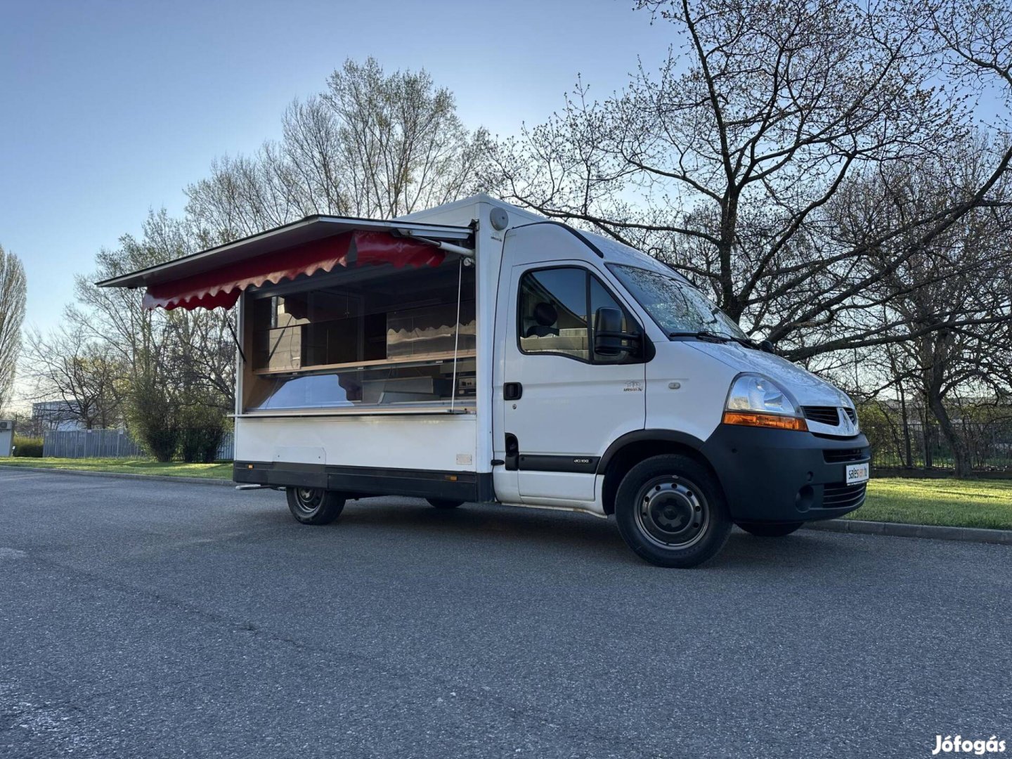 Renault Master Mozgóbolt Food Truck Büfékocsi