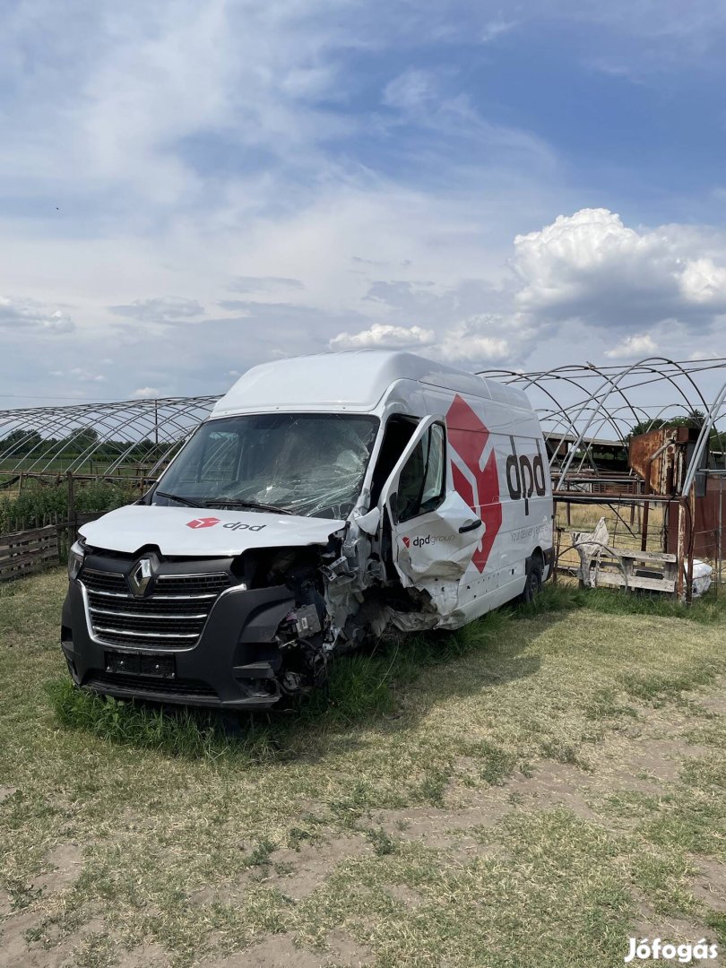 Renault Master (2021) bontott alkatrészek