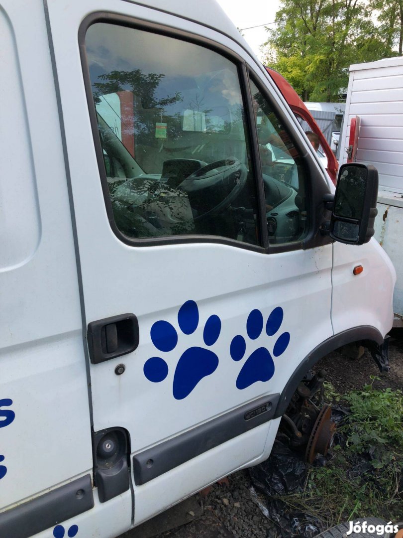 Renault Master jobbos balos első ajtó és motorháztető ajtó