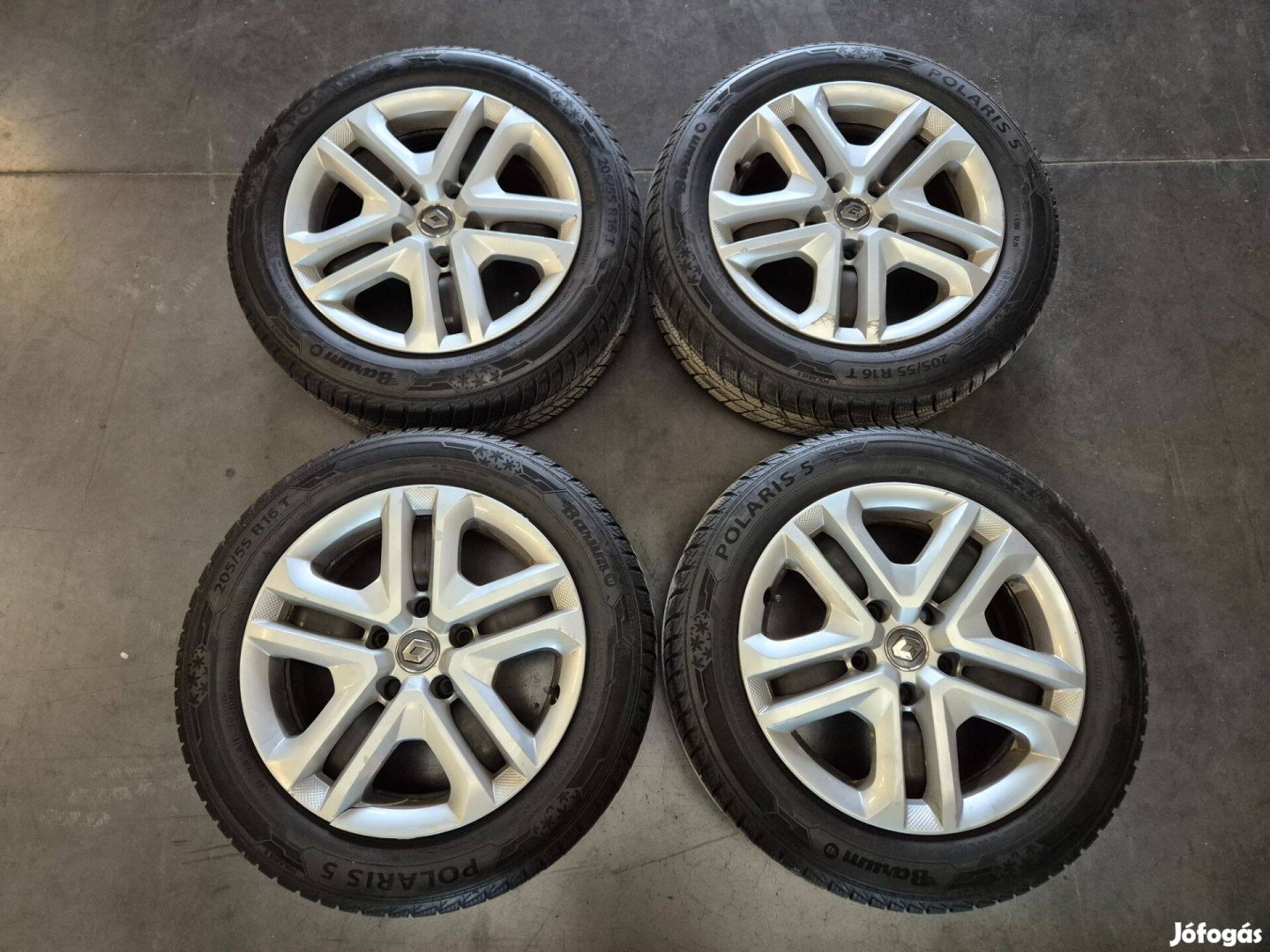 Renault Megane 16" 5x114,3 komplett téli kerékszett
