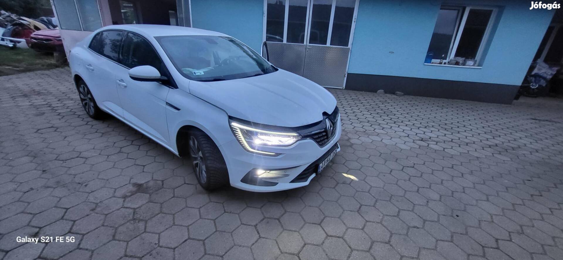 Renault Megane 1.3 TCe Techno 64852km!