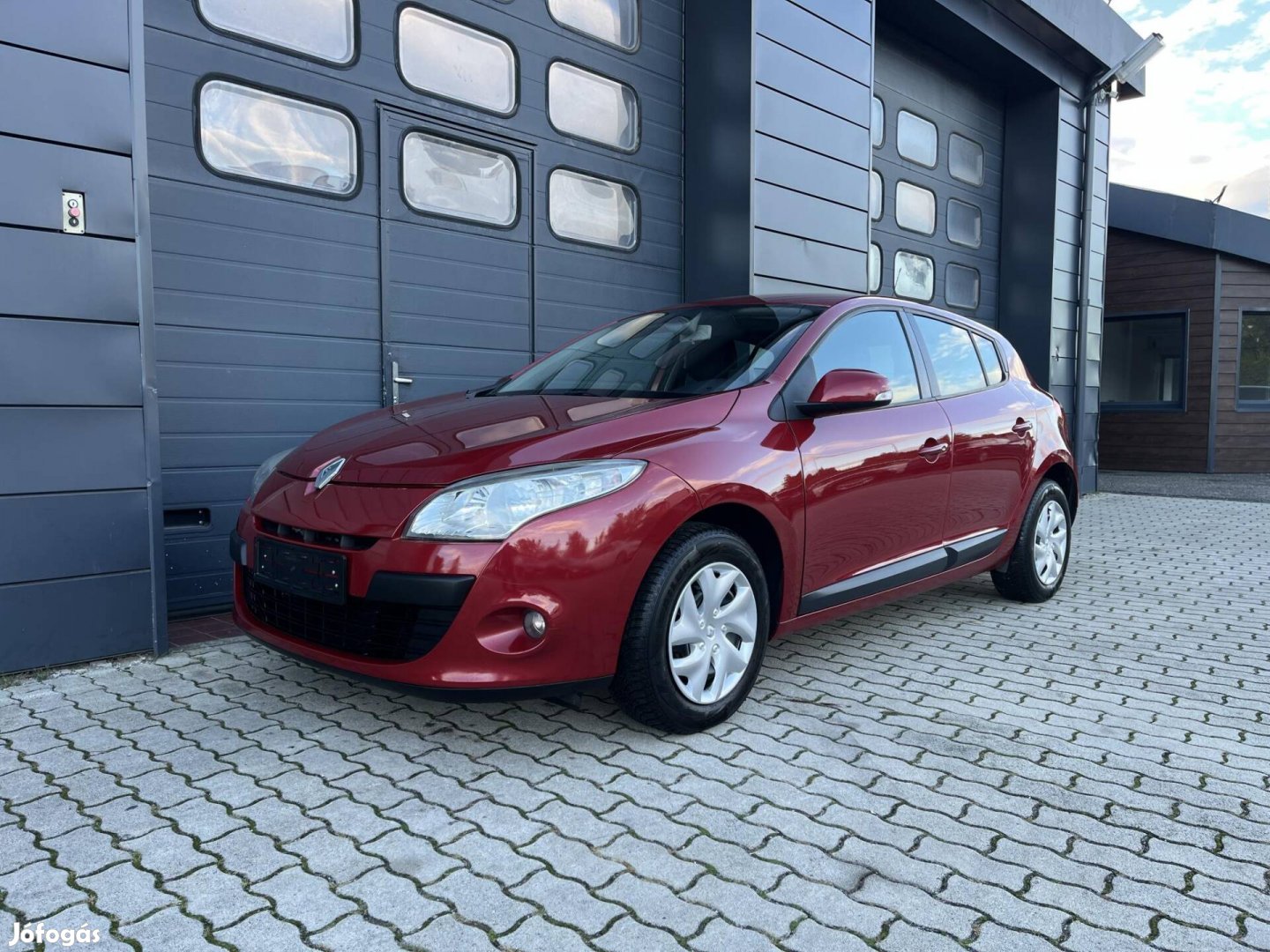 Renault Megane 1.6 Authentique Szervizkönyv / K...