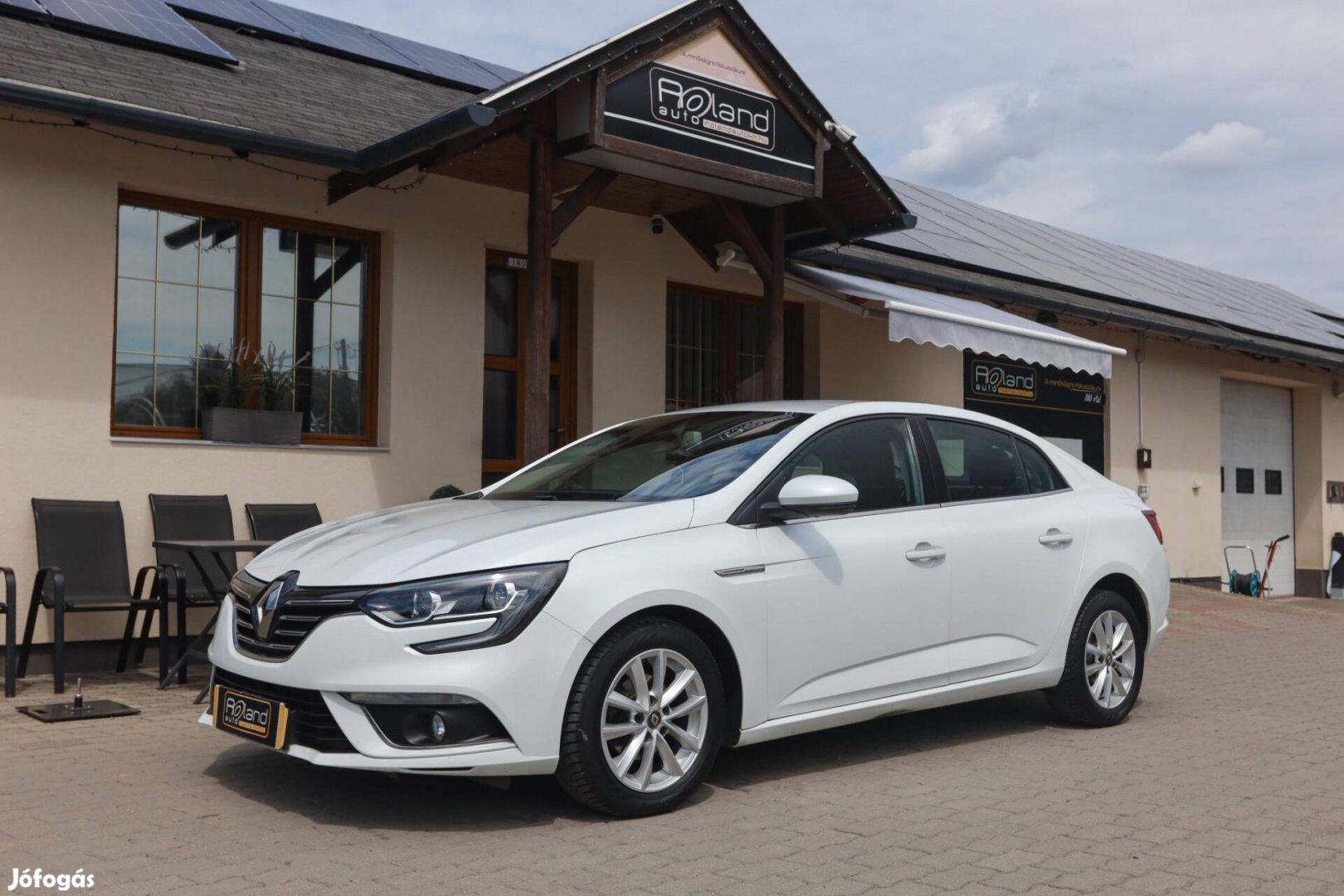 Renault Megane 1.6 SCe Intens Mo-i - Sérülésmen...