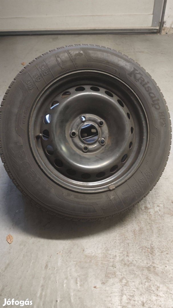 Renault Megane 3 Scenic 3 Fluence Lemezfelni téli gumival 15"