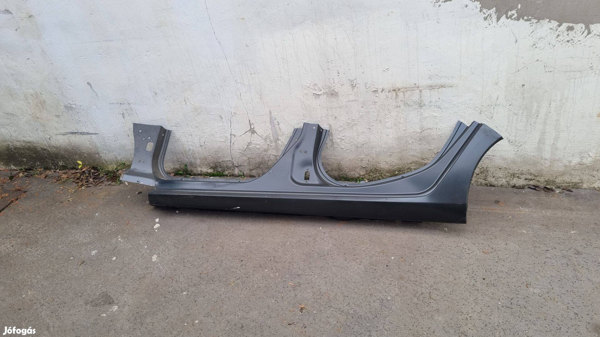 Renault Megane 4 IV 15- Kombi Bal küszöb gyári új 764618905R