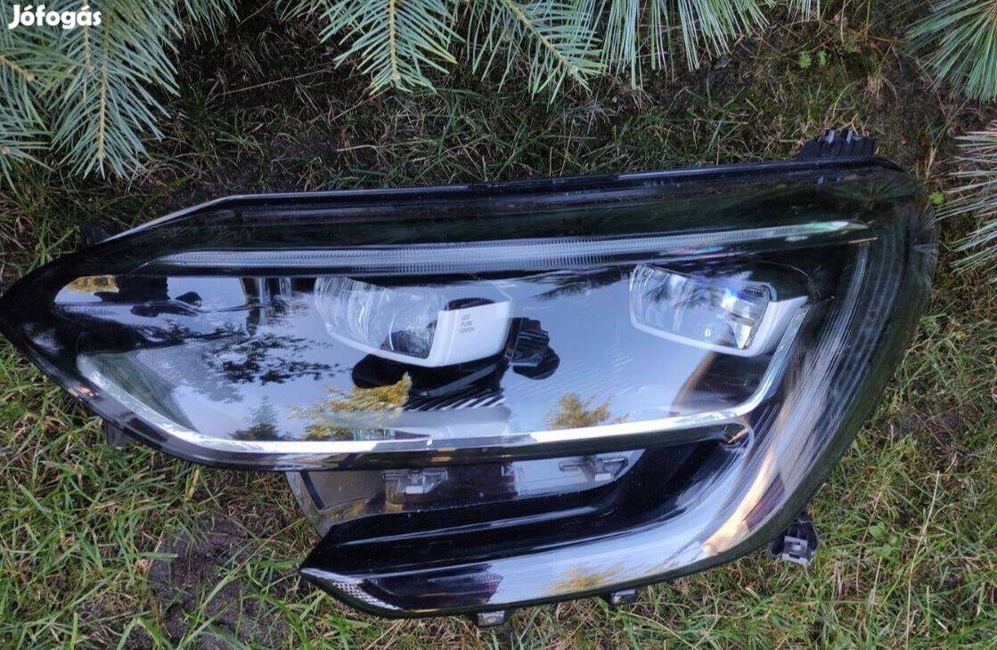 Renault Megane 4 bal első led fényszóró lámpa