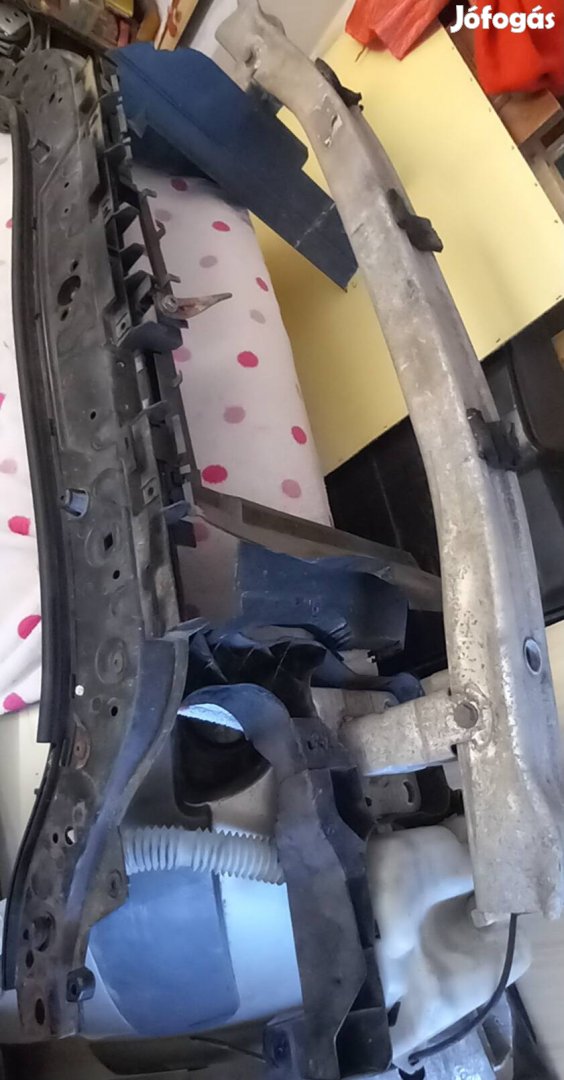 Renault Megane CC komlpett zárhíd lámpatartó merevítő