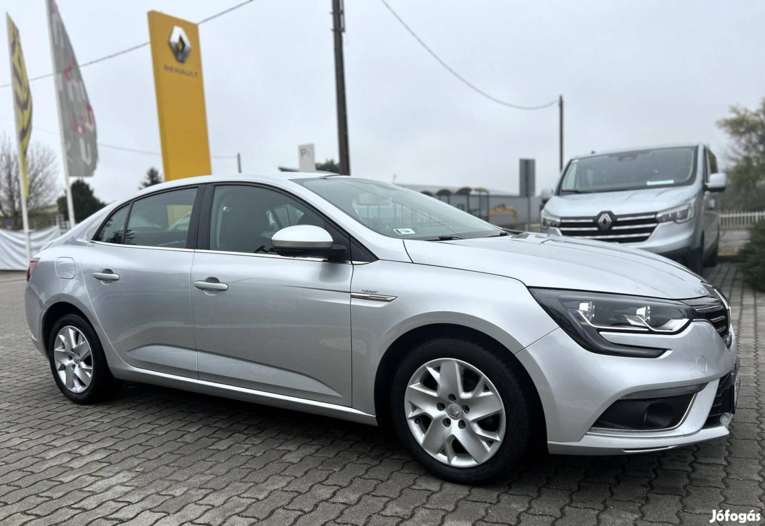 Renault Megane Grandcoupé 1.6 SCe Intens Azonna...
