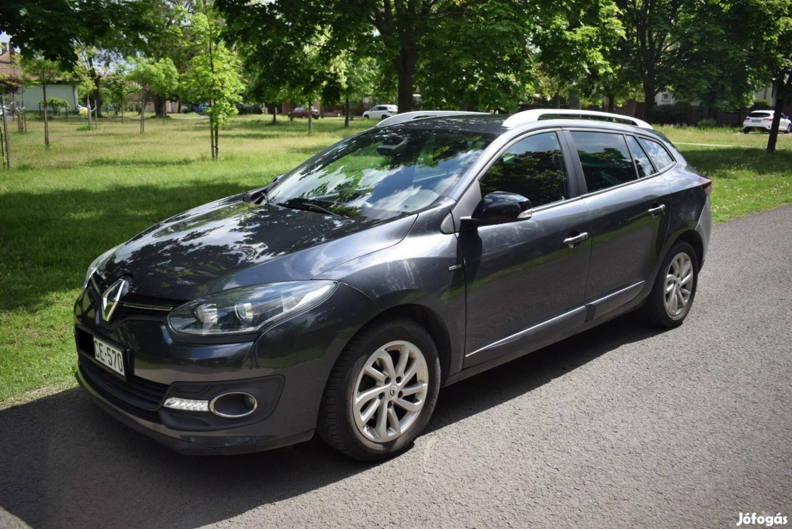 Renault Megane Grandtour 1.2 TCe Limited Navi!...