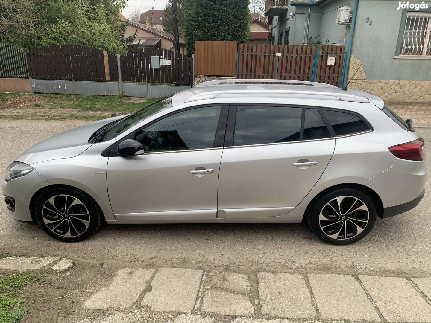 Renault Megane III grandtour lökhárító sarok 850170002r 850160002r