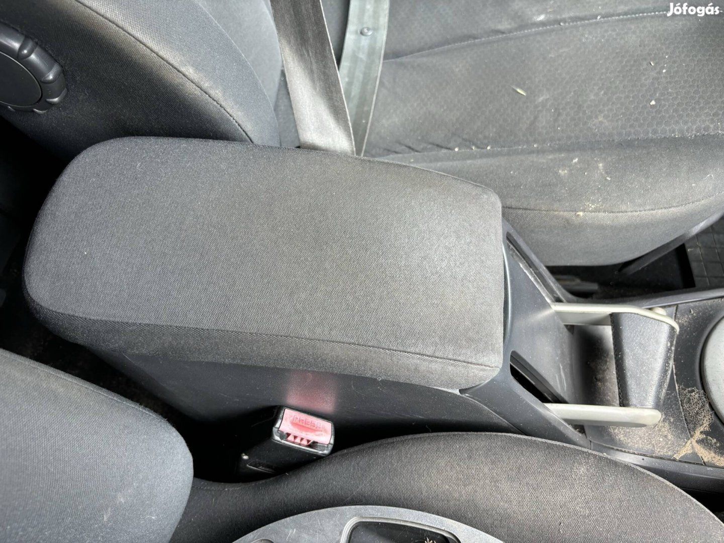 Renault Megane II 2 könyöklő 