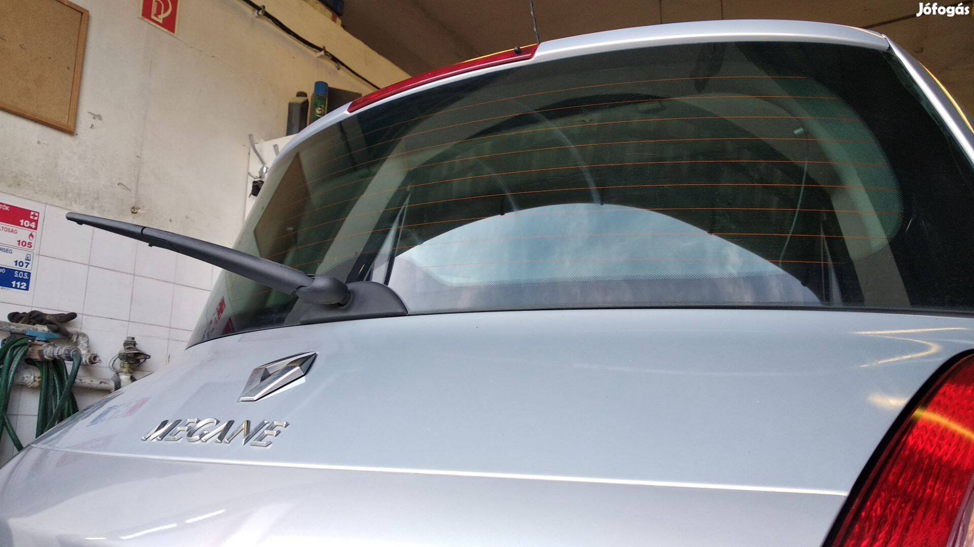 Renault Megane II 3 és 5 ajtós hátsó ablaktörlőkar 8200081076