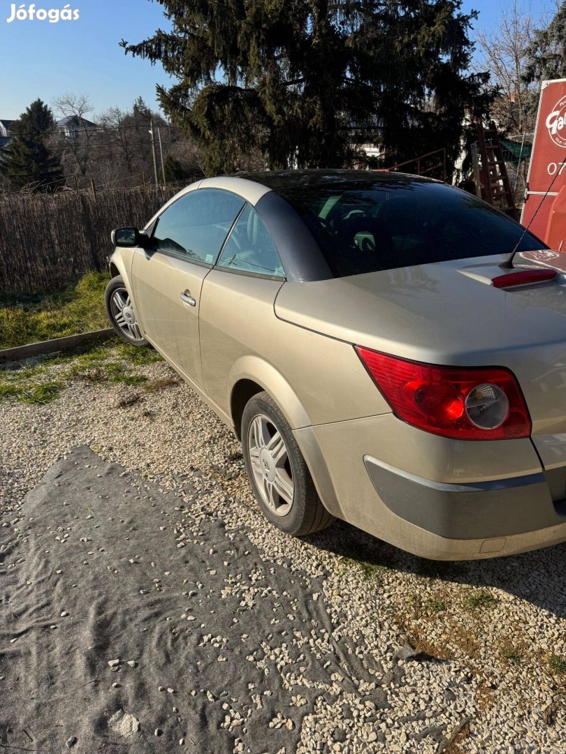 Renault Megane II. CC egyben vagy alkatrészenként Eladó
