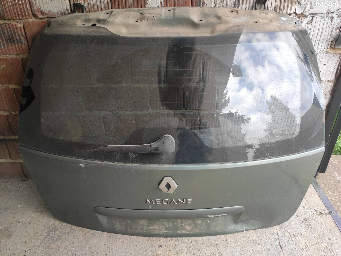 Renault Mégane II kombi csomagtér ajtó kis sérült 