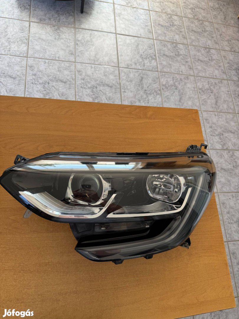Renault Megane IV bal első fényszóró 260601122R