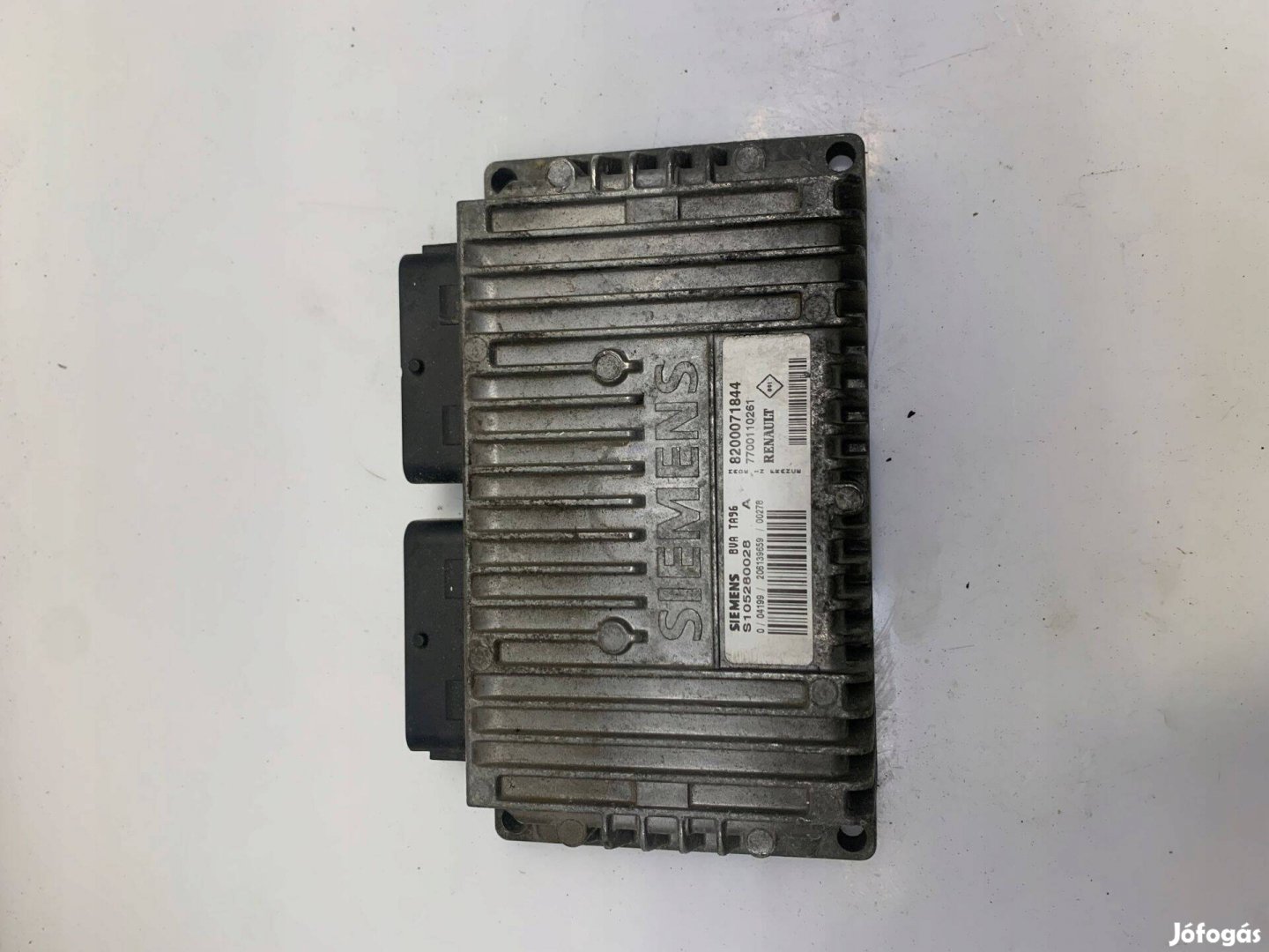 Renault Megane I motorvezérlő elektronika S105280028A 8200071844