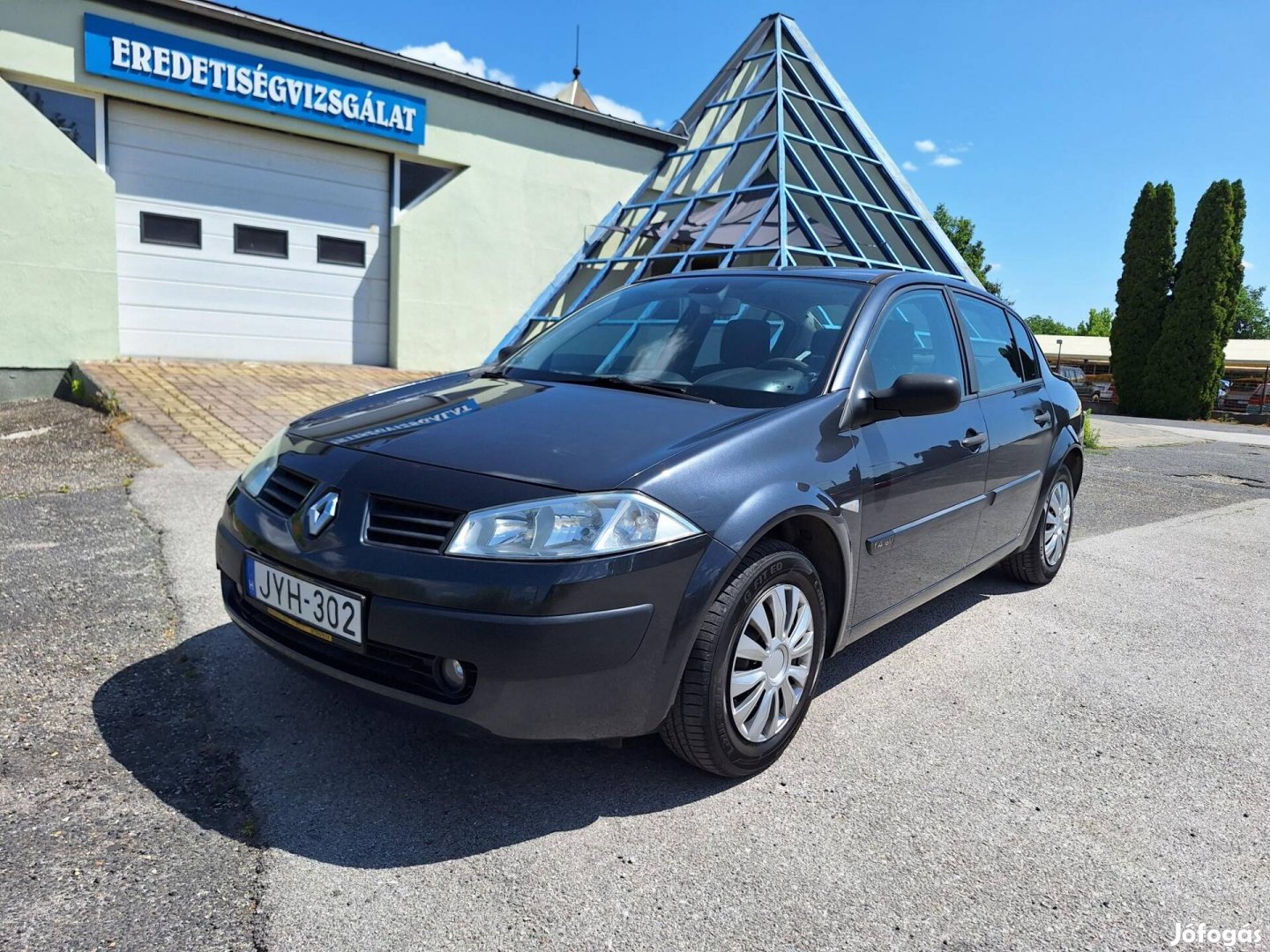 Renault Megane Limousine 1.4 Authentique Magyar...