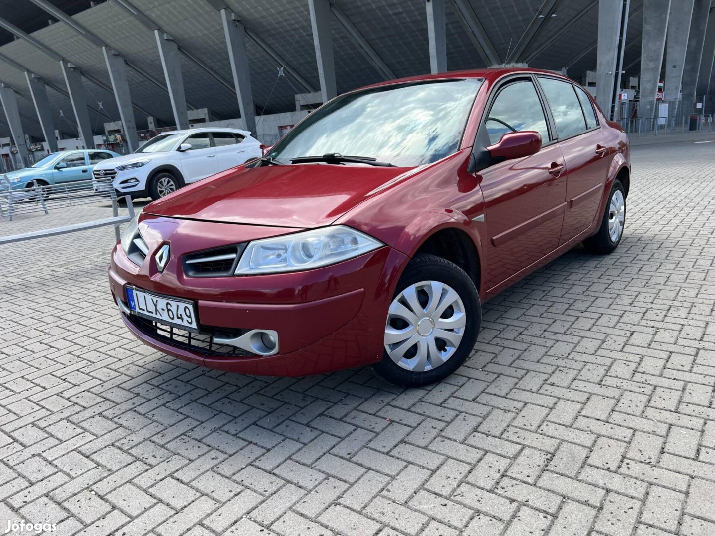 Renault Megane Limousine 1.4 Base 1.Tulajtól.22...