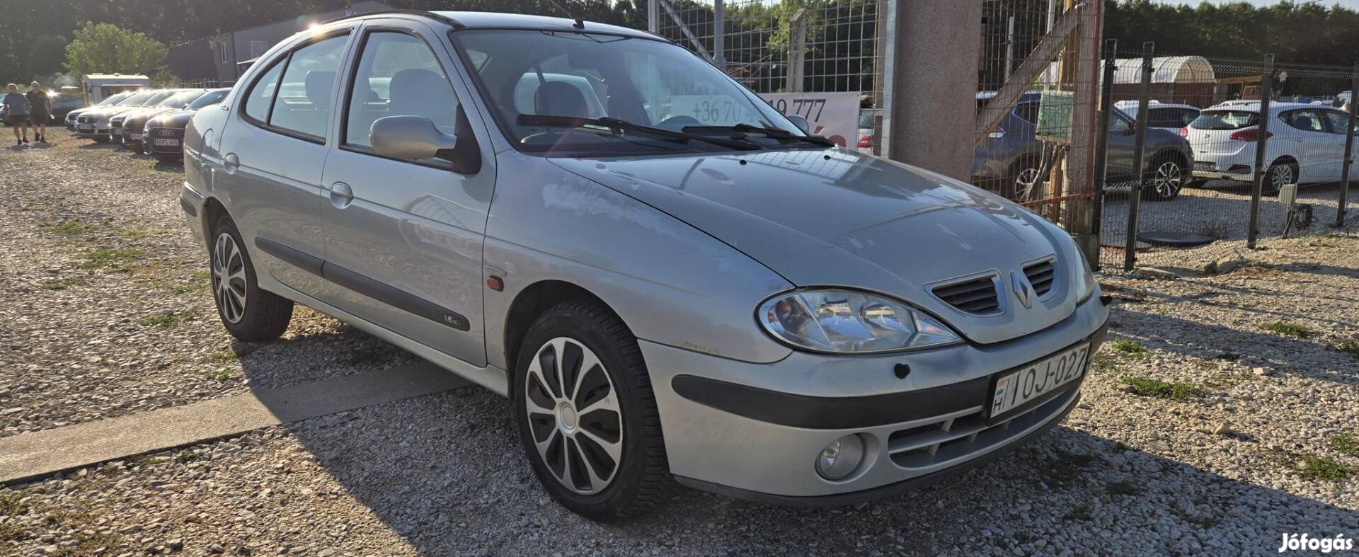 Renault Megane Limousine 1.6 Dynamique Plus 2 e...