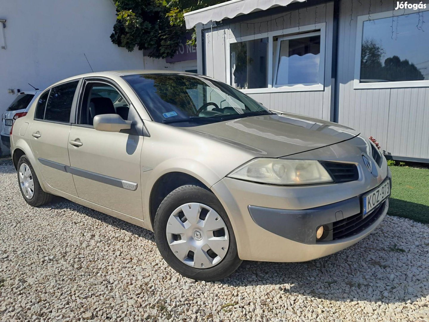 Renault Megane Limousine 1.6 Voyage mo-i!