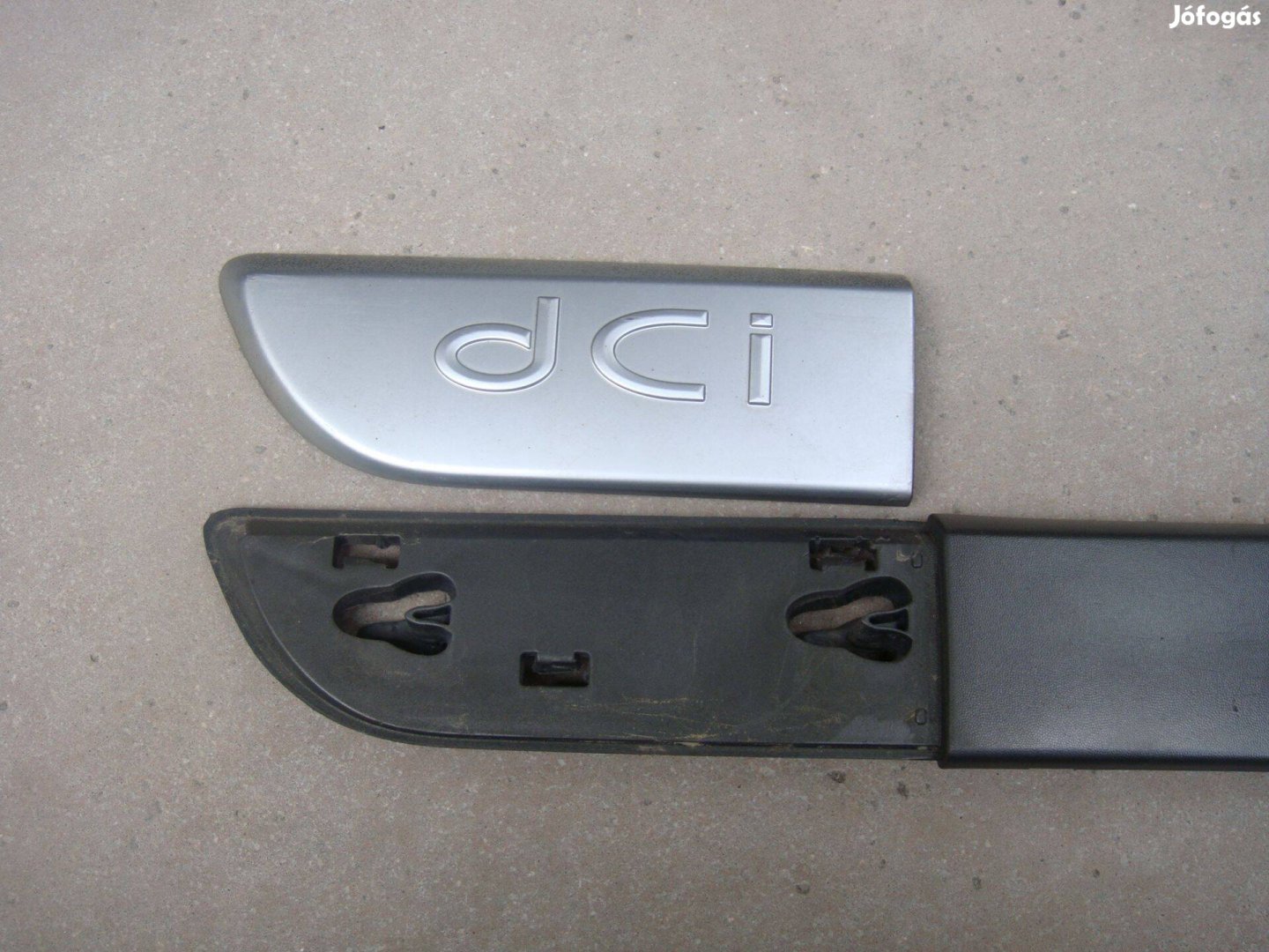 Renault Megane/Scenic bal első ajtó díszléc