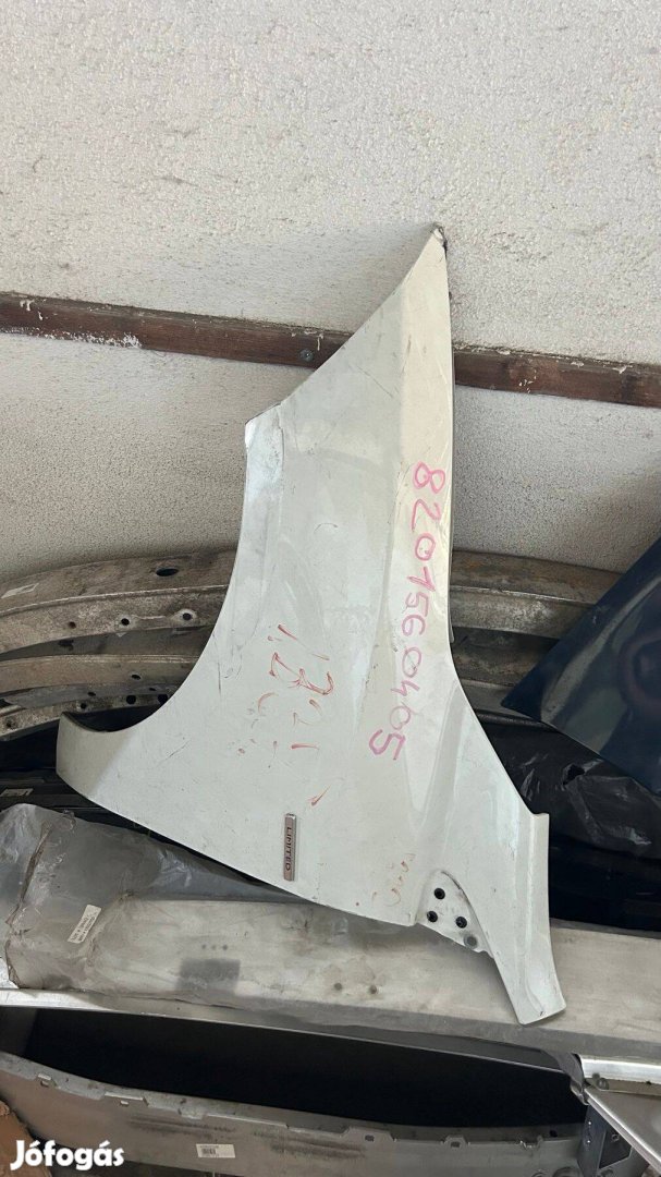 Renault Megane fehér bal első sárvédő