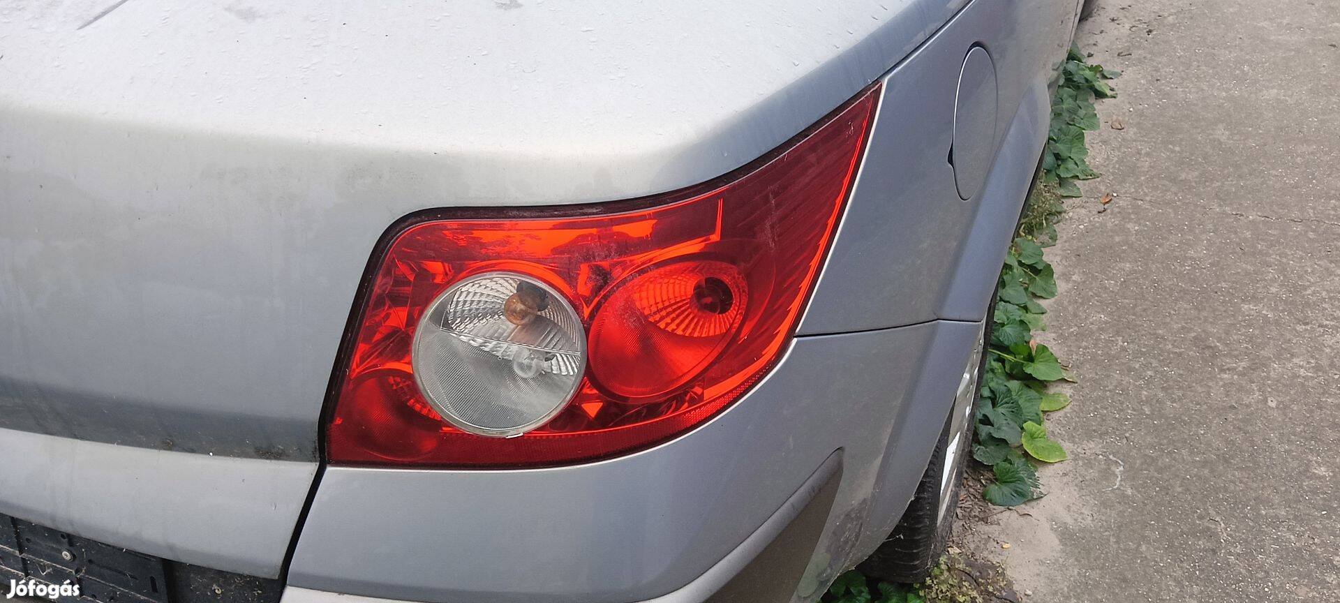 Renault Megane ll CC jobb hátsó lámpa