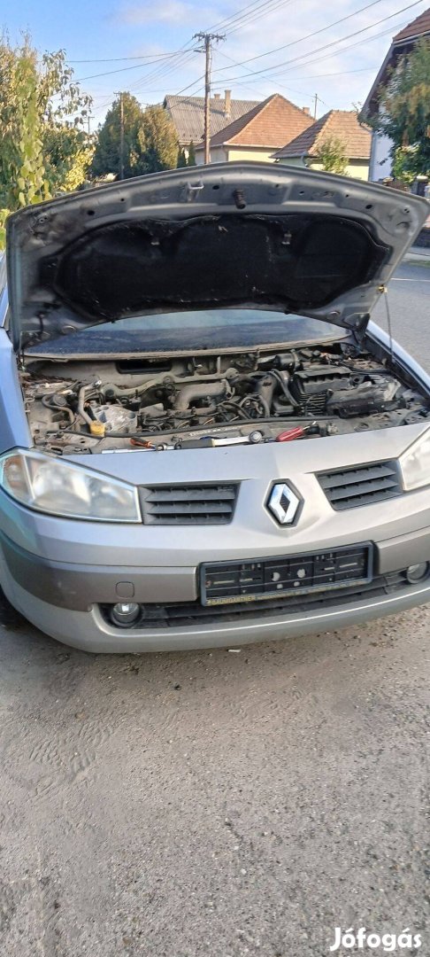 Renault Megane ll első lökhárító