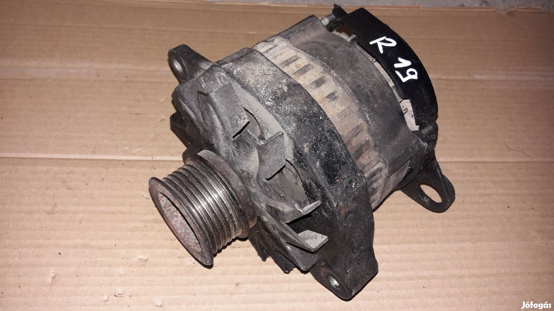 Renault R19 Generátor