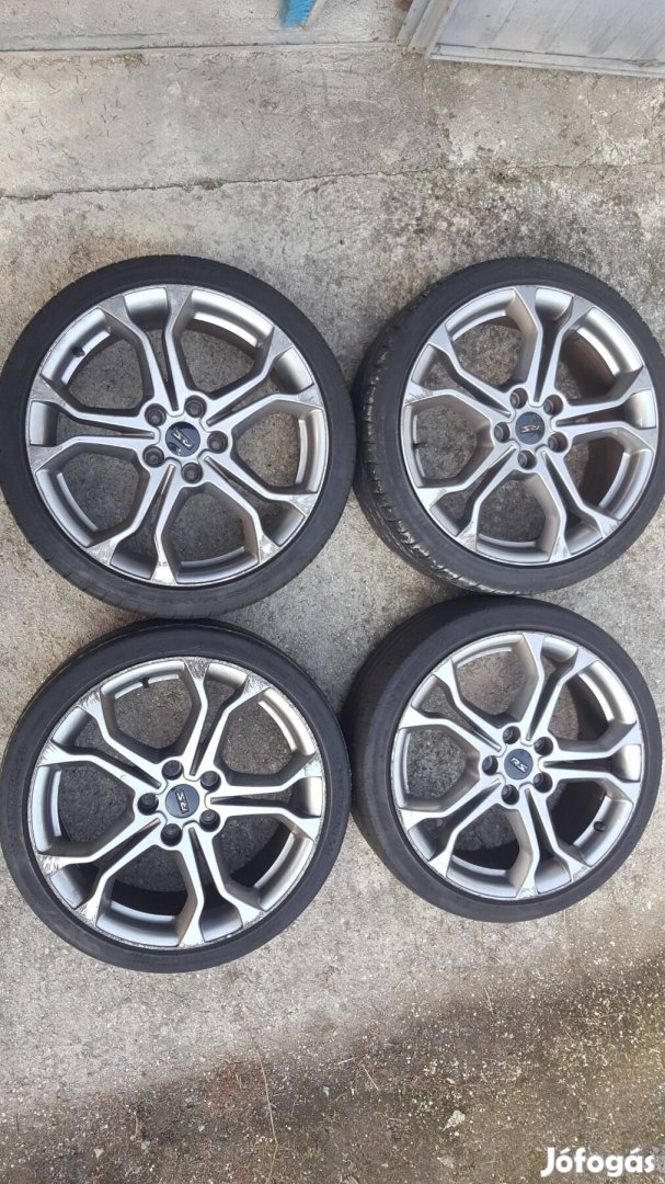 Renault RS Alufelnik gumikkal 5x114,3 205/40R18