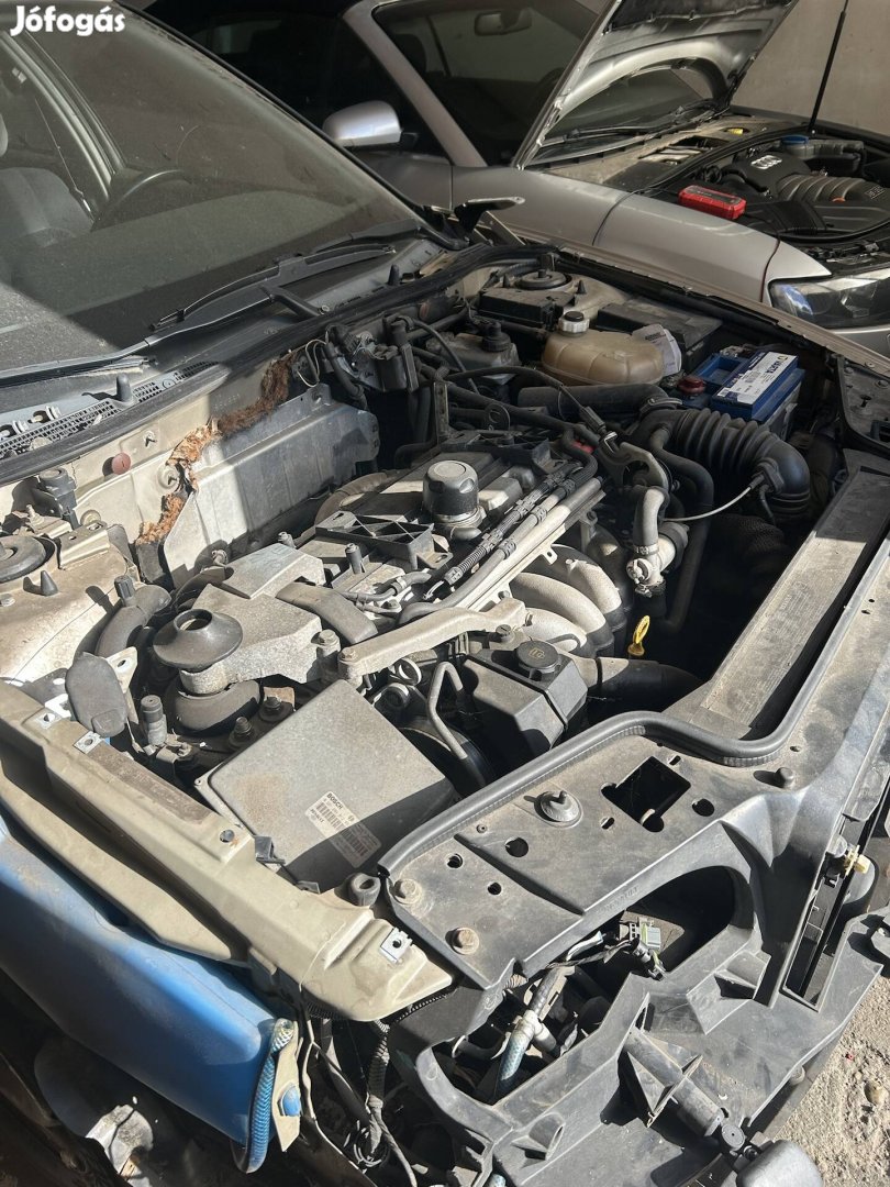 Renault Safrane/Volvo 2.5 20V motor