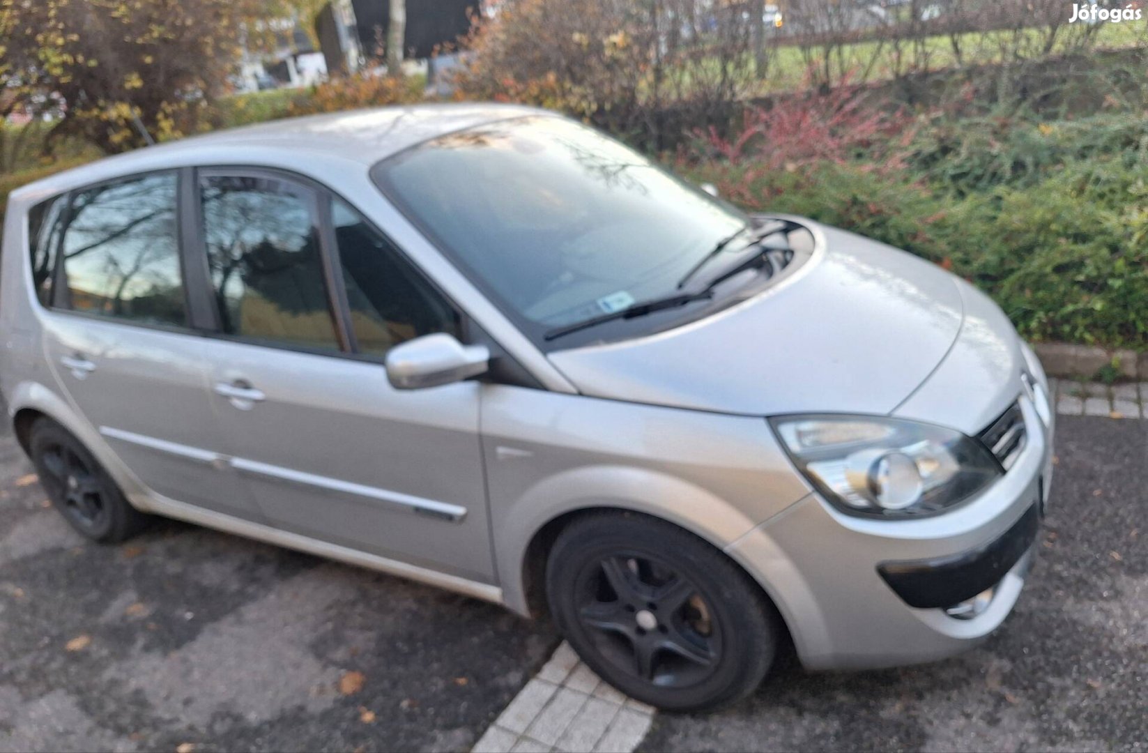 Renault Scenic 1.5 DCI 106 LE egyterű személygépkocsi