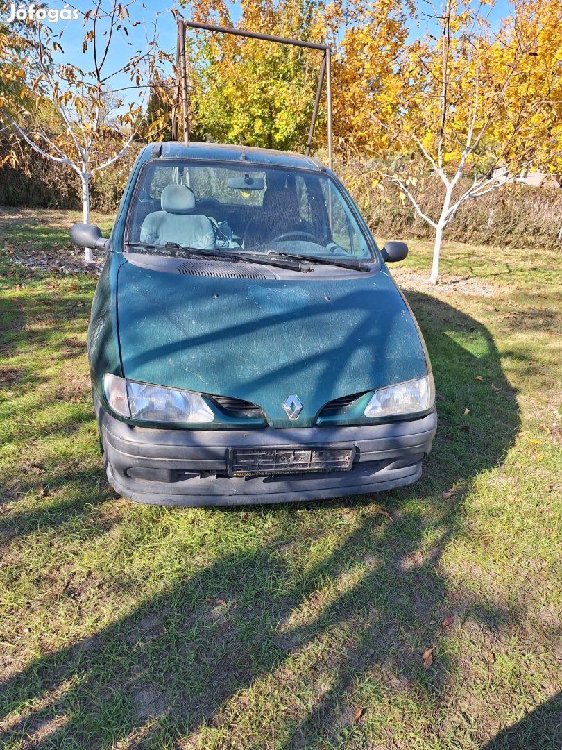 Renault Scenic 1,6 B eladó Alkatrésznek egyben Kecskemét