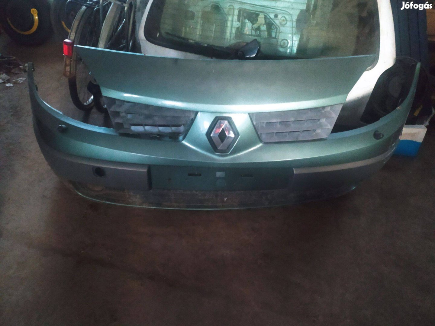 Renault Scenic 2005 első lökhárító fényszóró mosós komplett