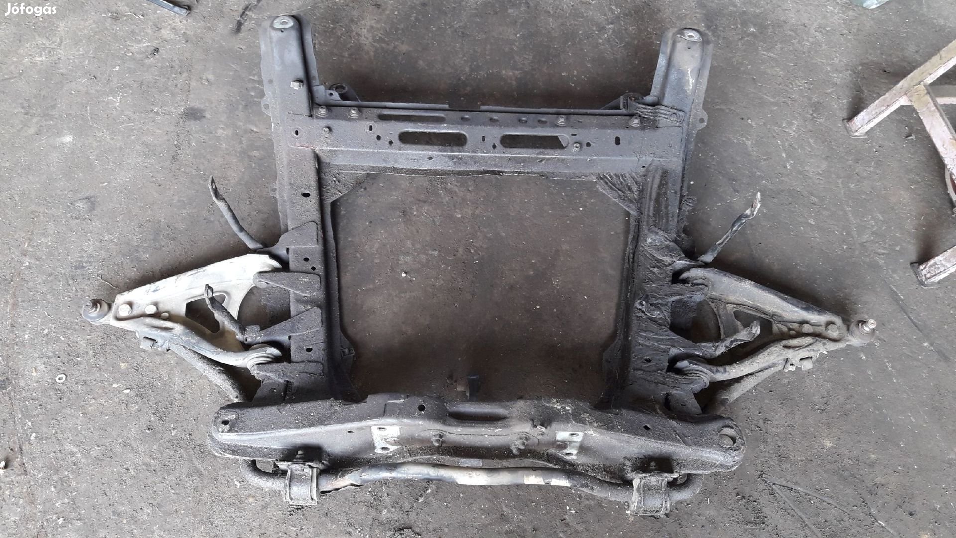 Renault Scenic Első Bölcső Lengőkar