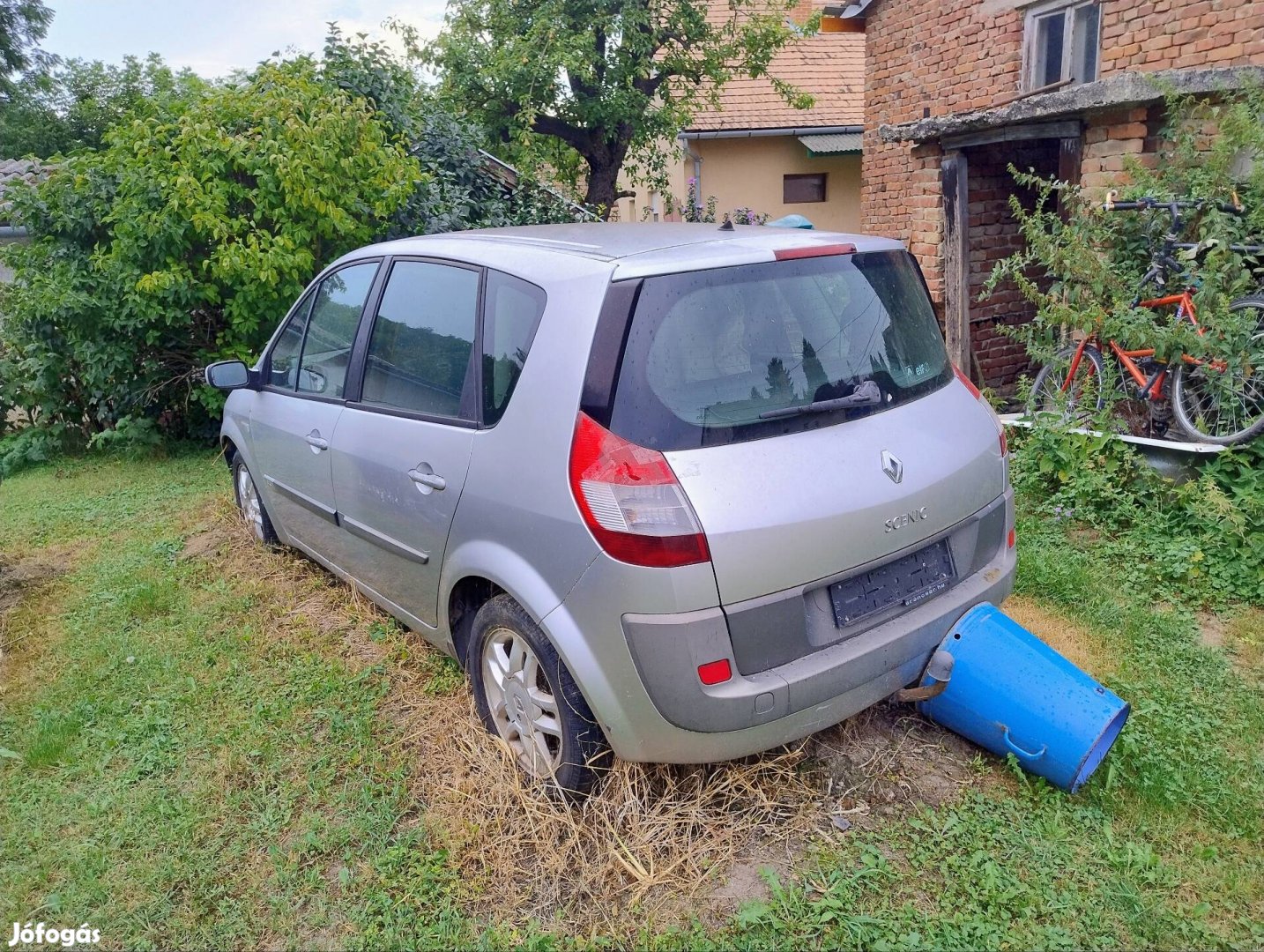 Renault Scénic II 1.5dci alkatrésznek (facelift előtti)