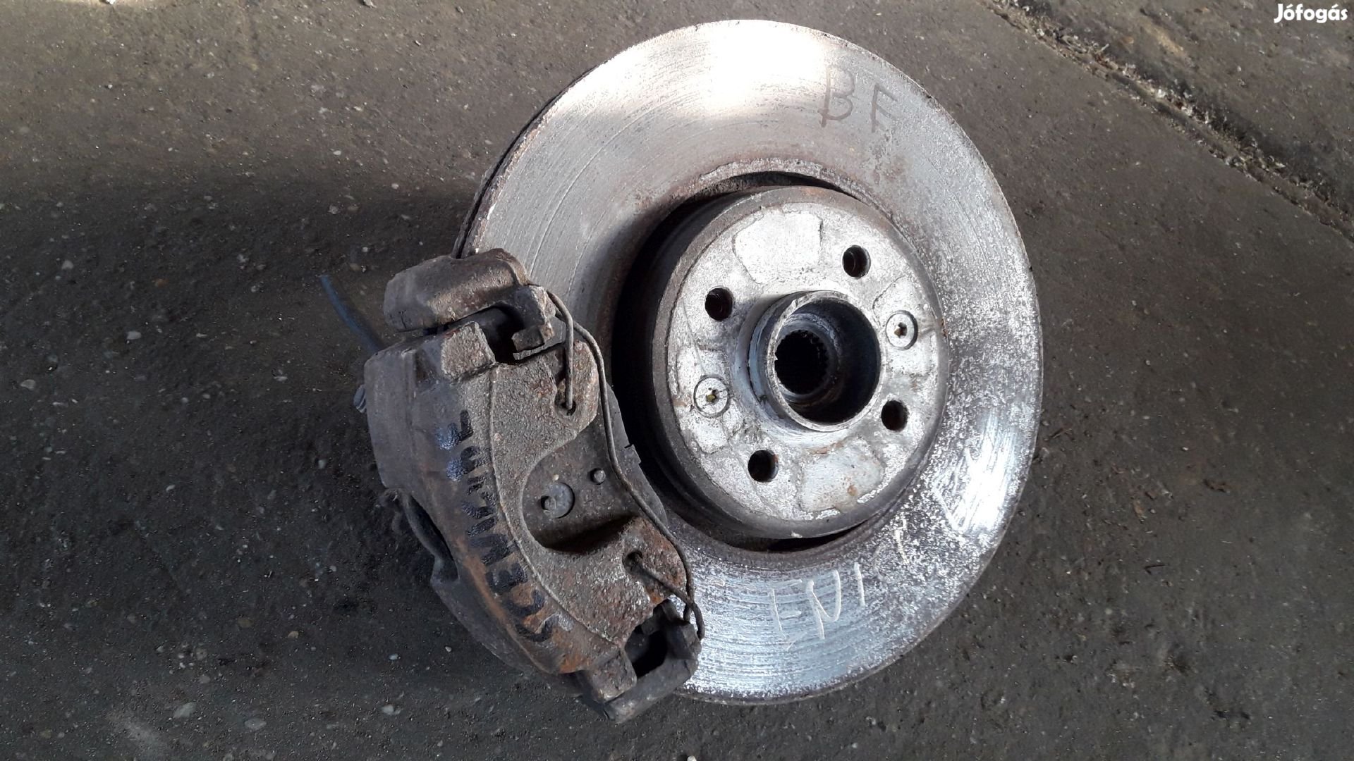 Renault Scenic II Bal Első Csonkállvány Kerékaggyal