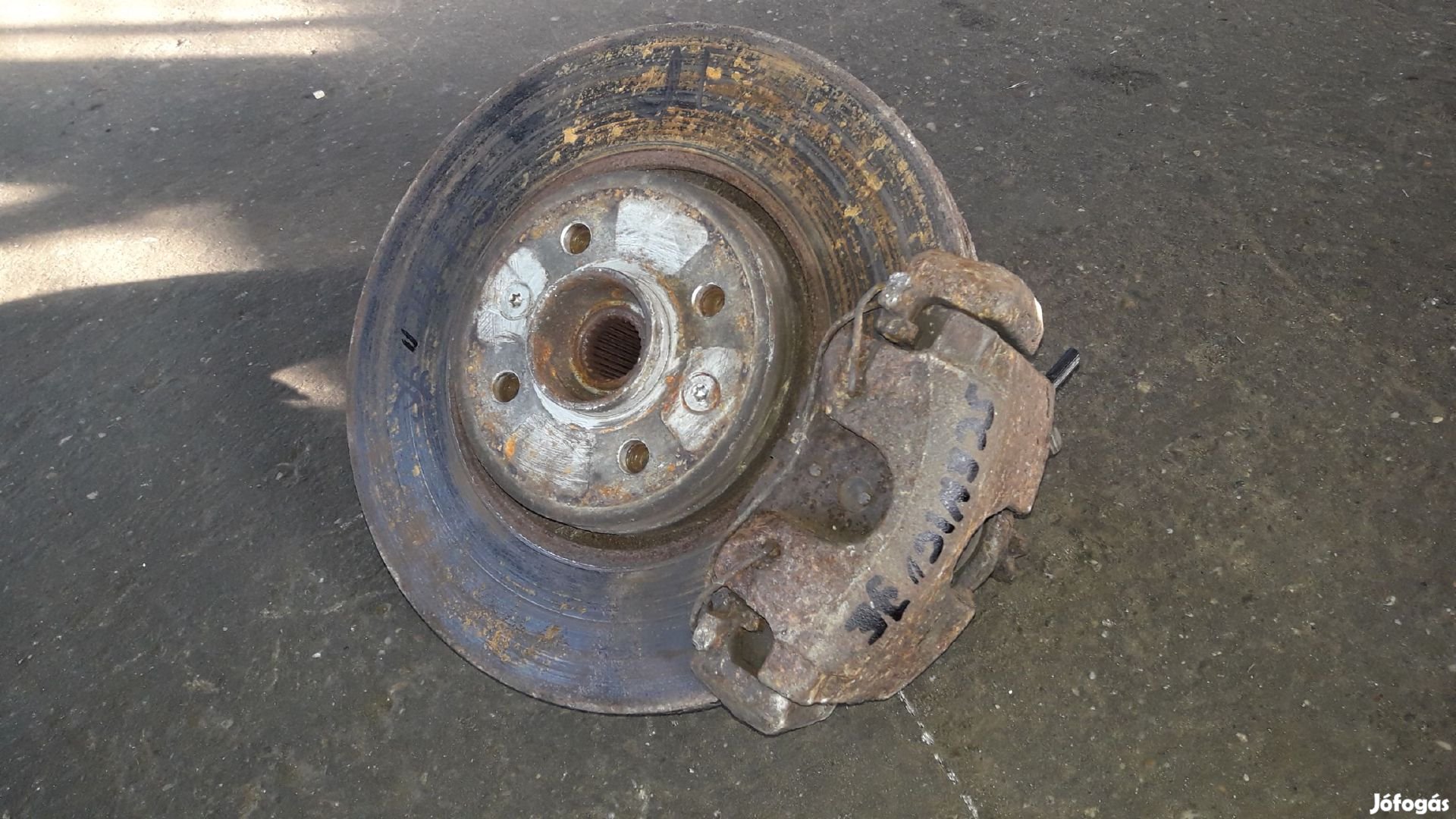 Renault Scenic II Jobb Első Csonkállvány Kerékaggyal